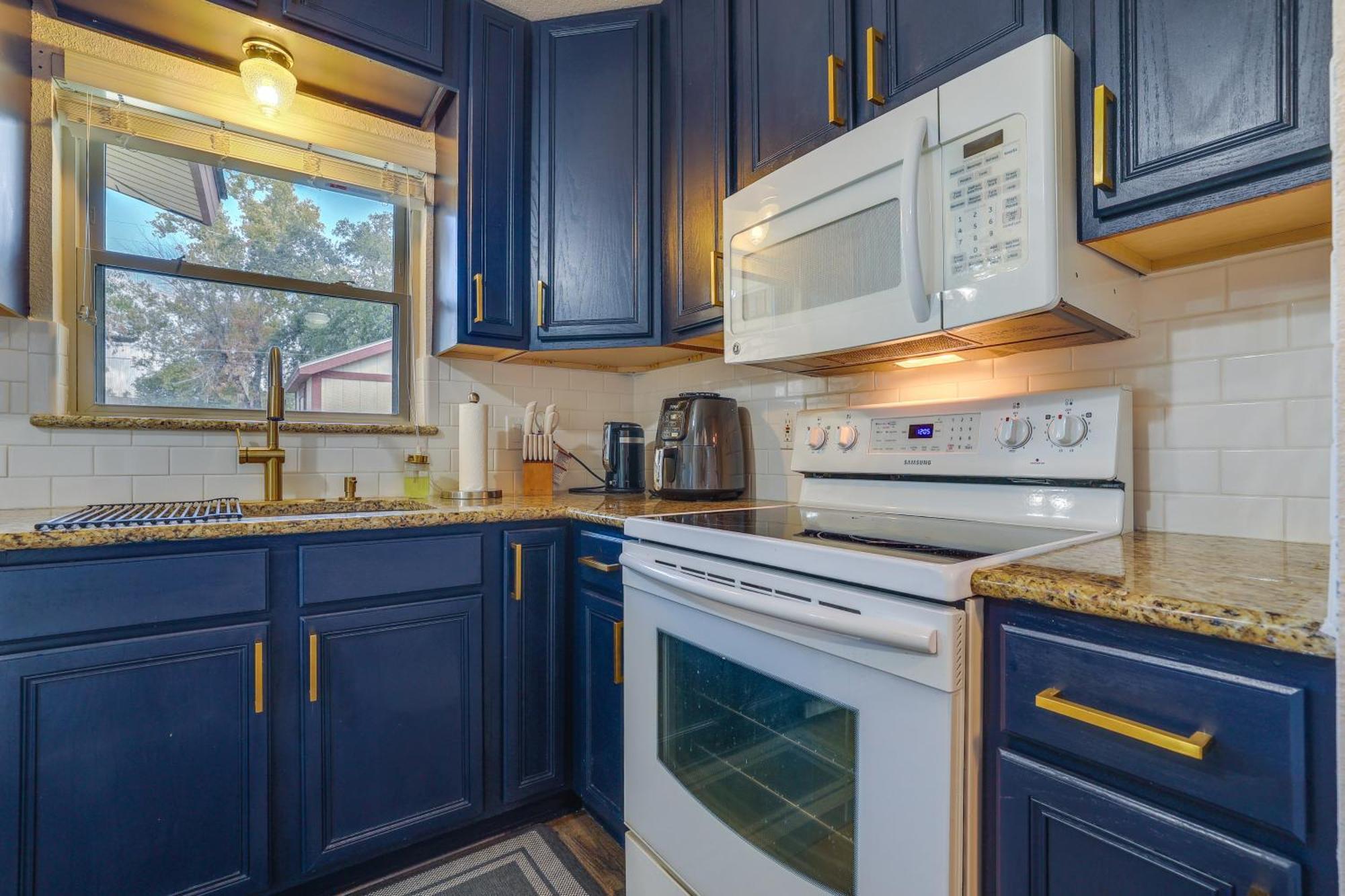 Family And Pet Friendly Stay - 15 Min To Downtown Six Flags Seaworld Very Close To Hospitals San Antonio Exterior photo
